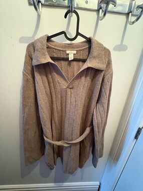 H&M Taupe Ribbed Collared Knit maternity Sweater with Tie